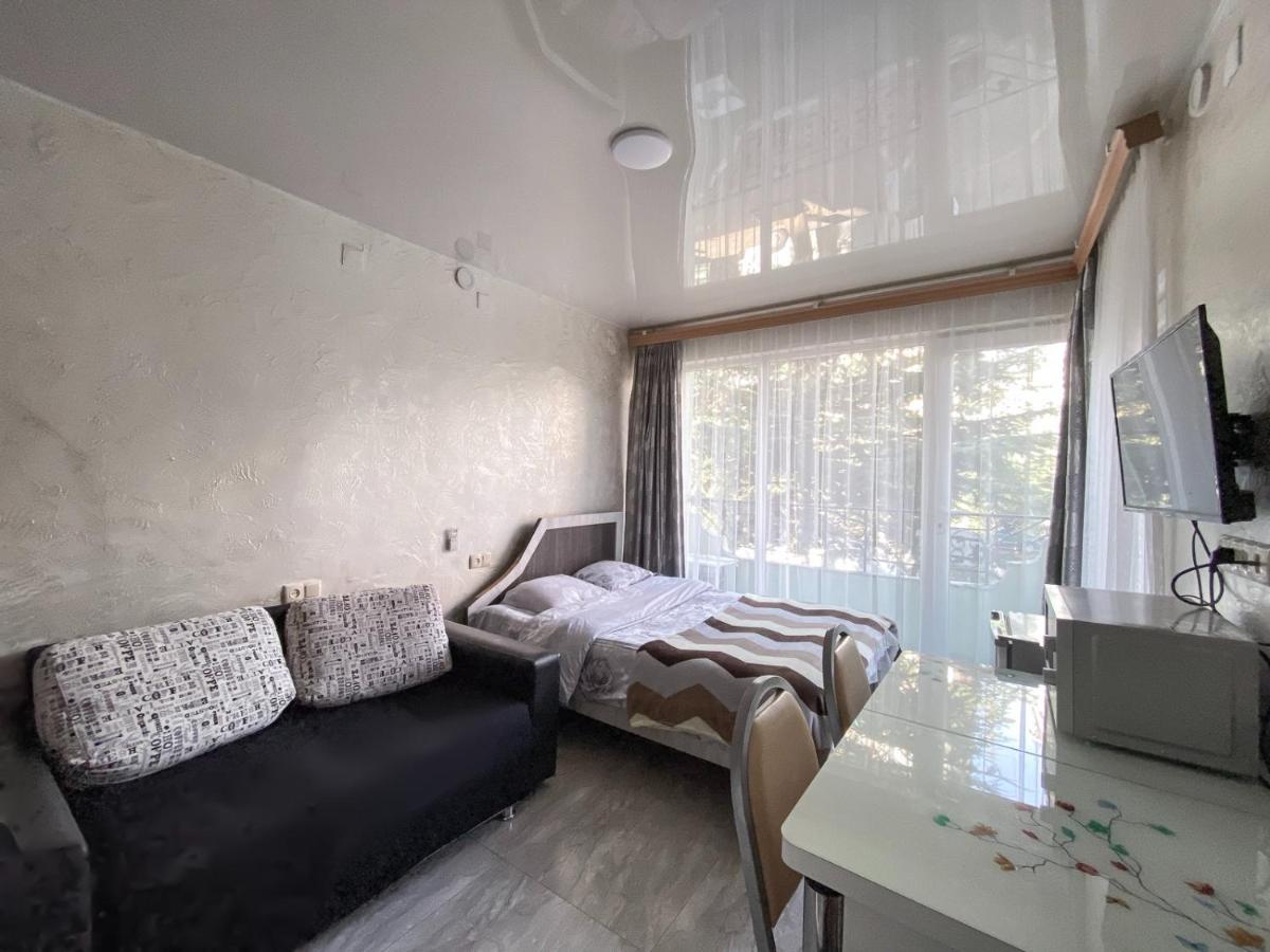 Apartment Studio Maksim 바투미 외부 사진